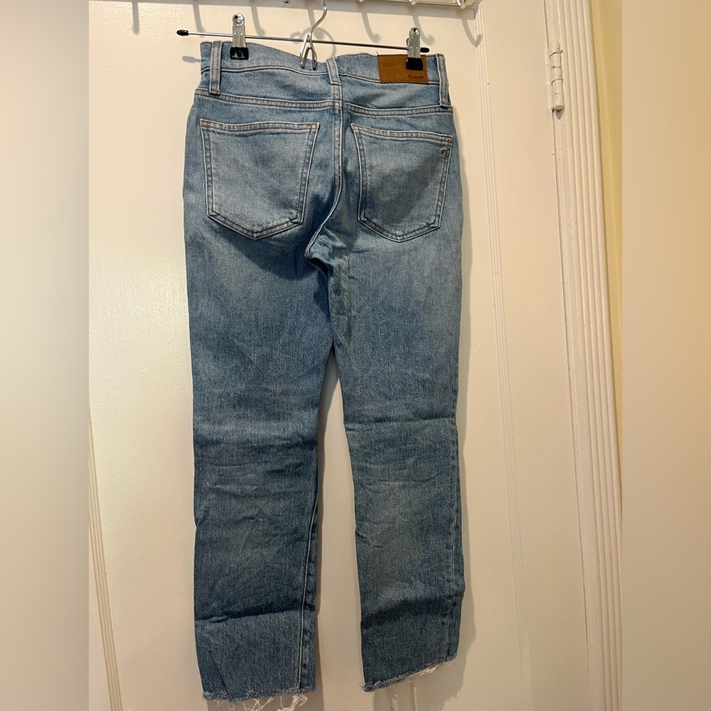 Jeans - Picture 2 of 9